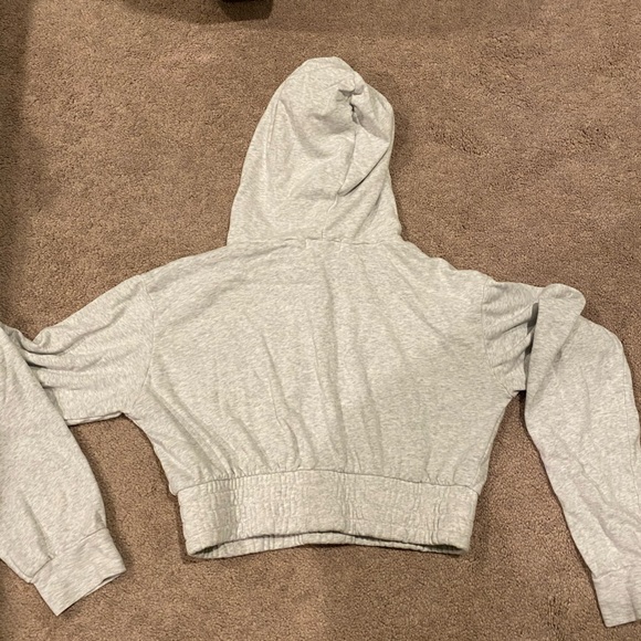 Talentless size M cropped grey hoodie - Picture 3 of 3
